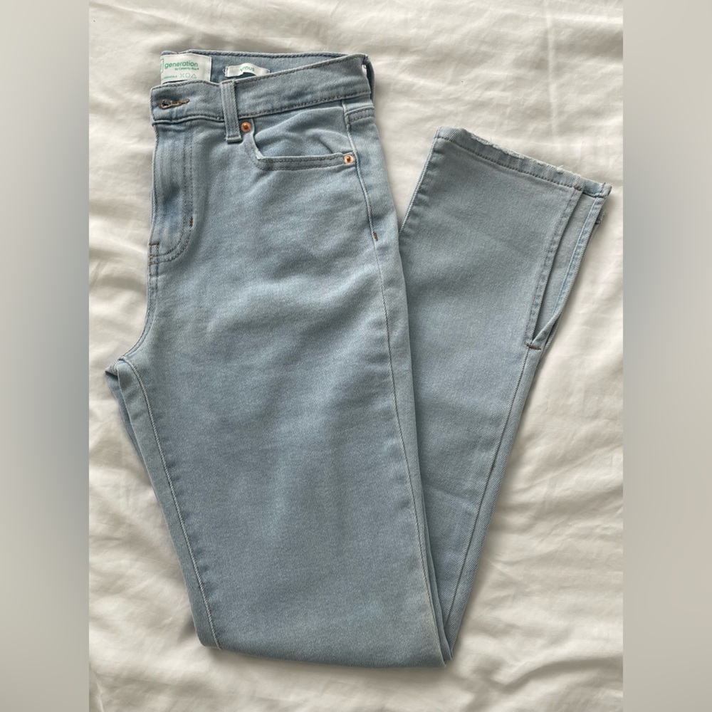 Light blue jeans - light wash jeans - size 28/US 7